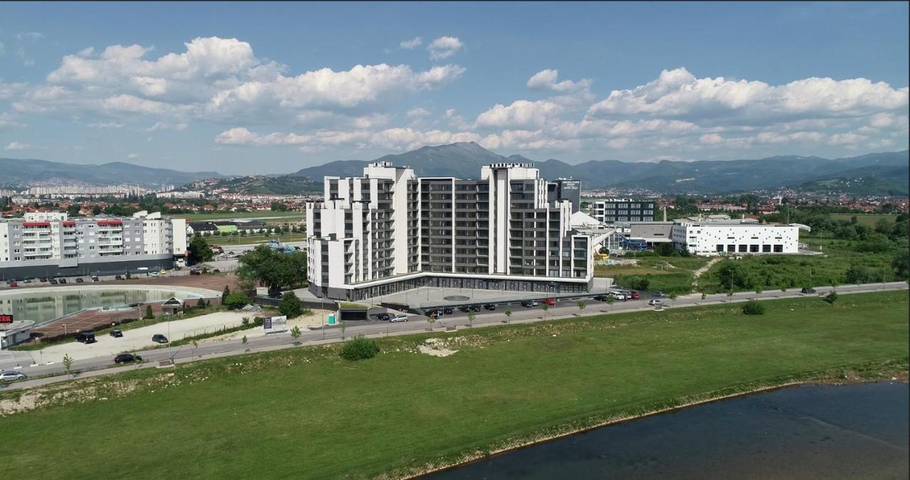 River Walk 塞拉耶佛 外观 照片